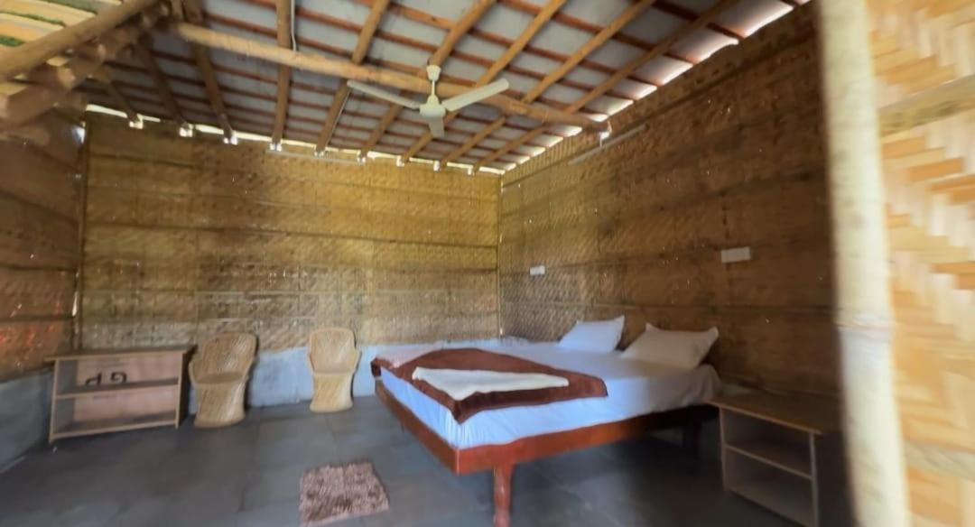 Vanya The Exotic World Resort Hampi Eksteriør billede