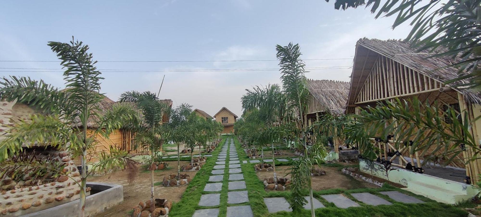 Vanya The Exotic World Resort Hampi Eksteriør billede